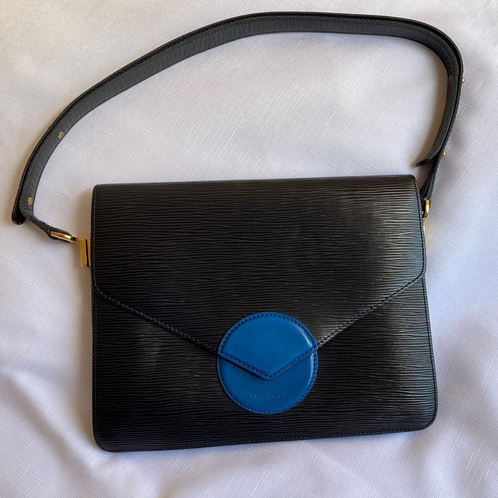 Louis Vuitton epi leather “Hoche” black and blue shoulder bag